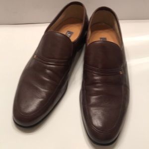 Vintage Bally Loafer Brown Leather “B” emblem